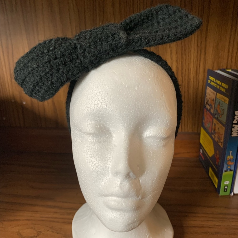 Crocheted black bow headband